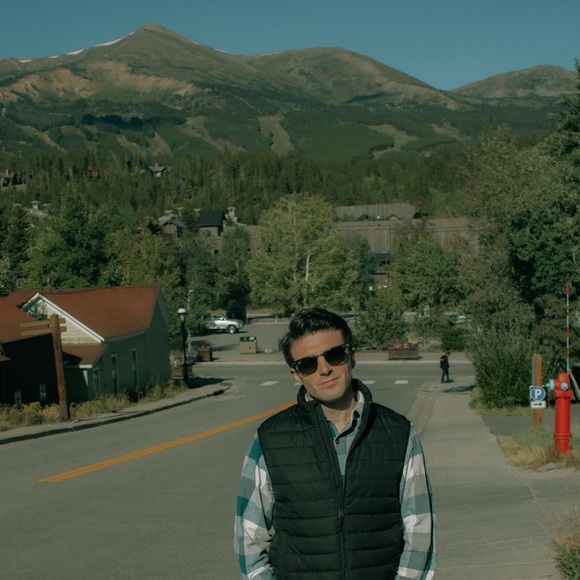 Meet your Posher, Hunter - Picture 3 of 3